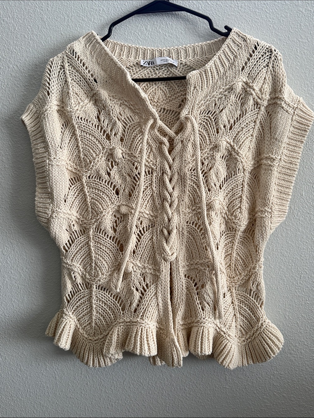 ZARA Cream Crochet Knit Ruffle Hem Lace-Up Sweater Vest Boho Textured Medium